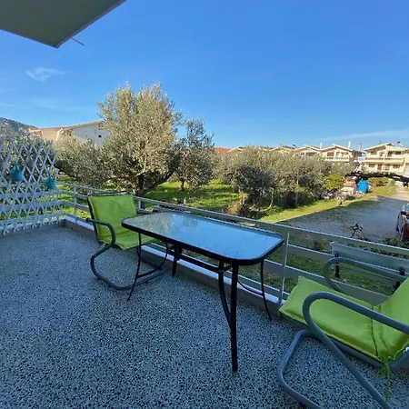 Mpanos Sea Apartment 1 Лутра-Ореас-Эленис Экстерьер фото